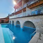 Alba View Pool